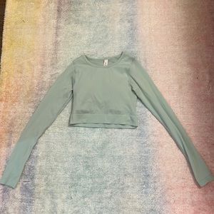 lululemon cropped long sleeve tight top